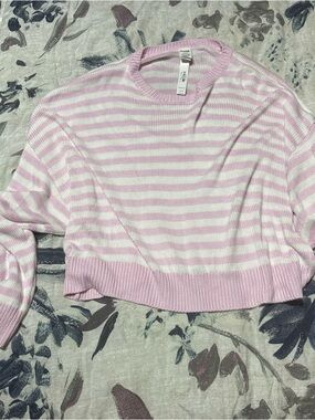 PINK Victoria's Secret Light Pink & White Striped Cropped Crewneck
